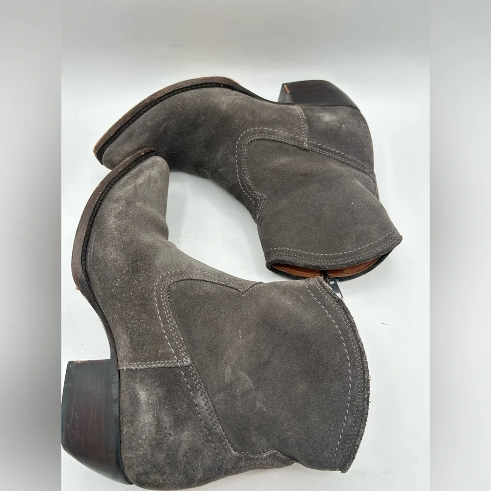 Frye Sacha Short Gray Suede Cowboy Cowgirl 
Ankle Bootie Western Womens size 7.5 - Picture 7 of 14